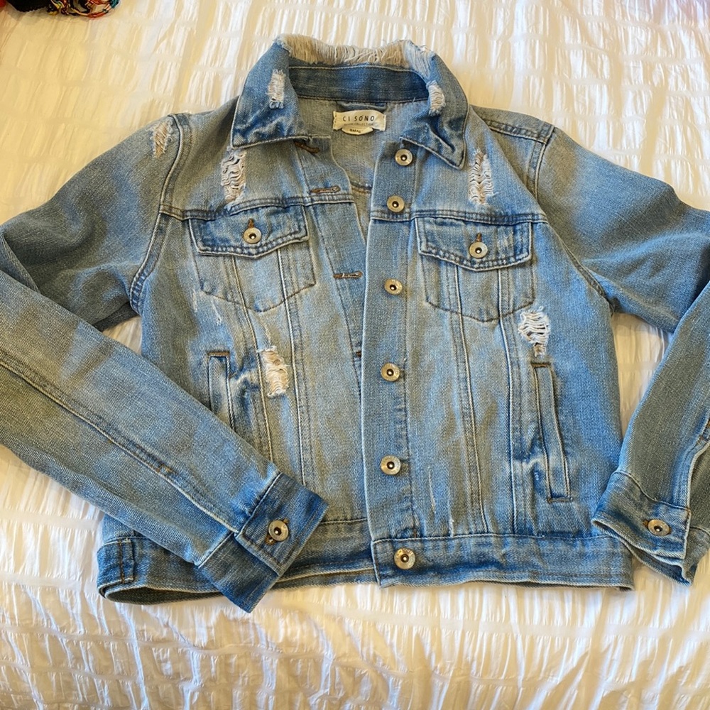 Cisono distressed, jean jacket